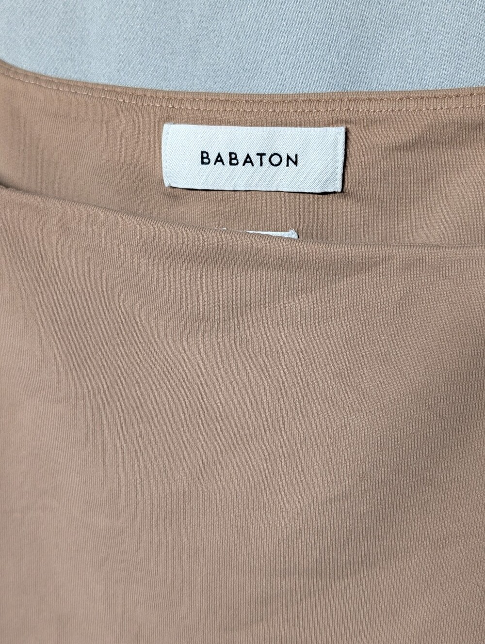 Aritzia Babaton Sculpt Knit Squareneck Cropped Tank Size Small - Picture 2 of 6